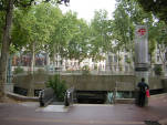 Accès de la station direction Charpennes