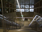 Escaliers entre la mezzanine et la salle des billets