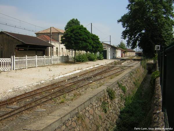 Gare de Tournon en juillet 2008
