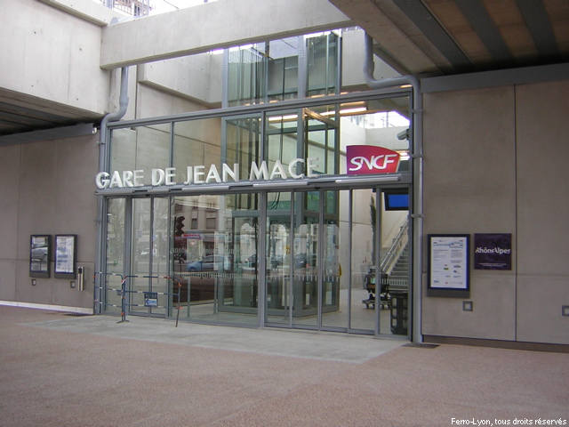 Entrée du hall Est