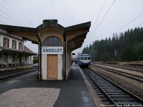 X2800 spécial en gare d’Andelot
