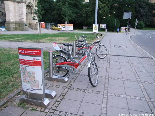 Station de location de vélos de la DB à Stuttgart, juillet 2010