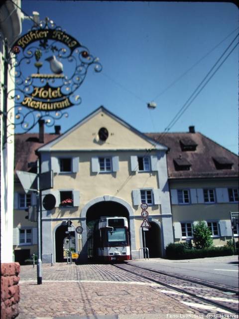Günterstal, tramway en direction de Siegesdenkmal, juillet 2010