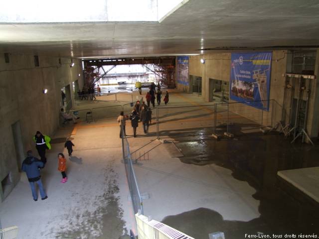 Mezzanine de la future station Oullins-Gare