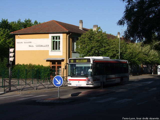 Bus 58 à Rillieux le 26 juin 2011