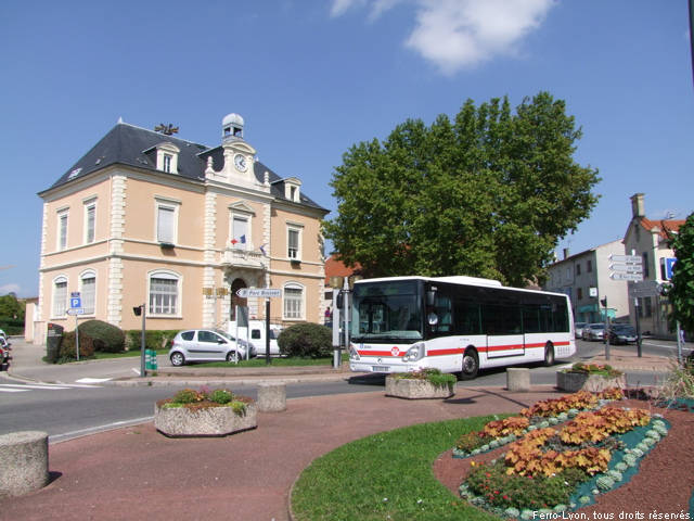 Bus 58 à Rillieux le 30 juillet 2011