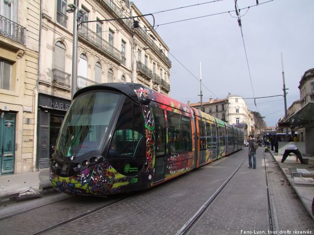 Rame Citadis de la ligne 3 du tramway à la future station Observatoire