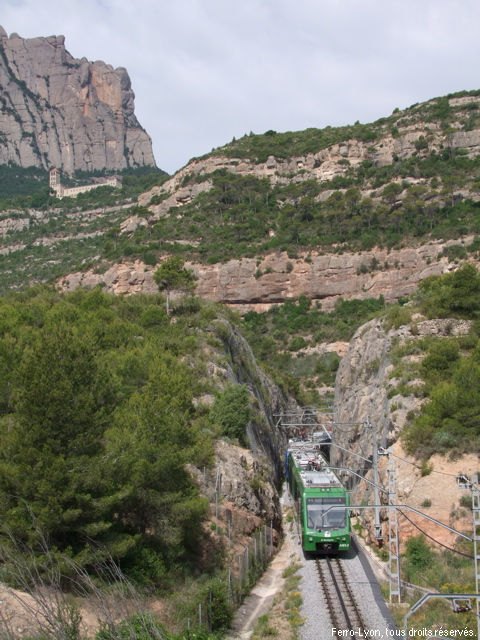 Rame montant vers Montserrat, juin 2014