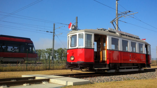 La 4098 sur les voies du dépôt le long de la ligne de Rhônexpress (Photo : TubeSurf)