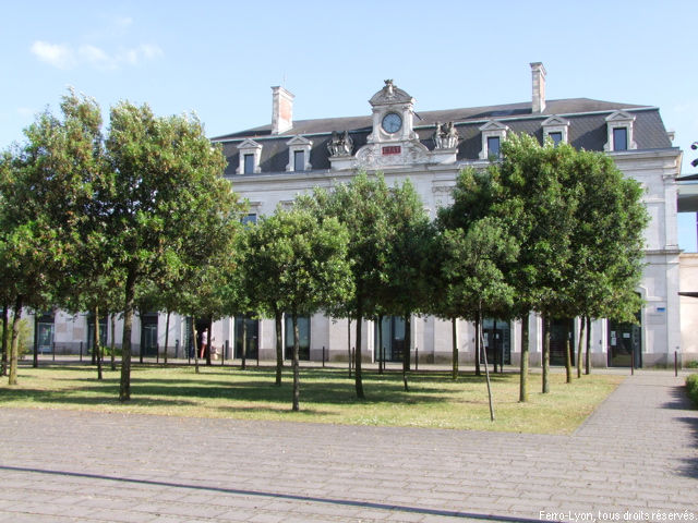 Ancien bâtiment voyageurs de la gare de Nantes-État