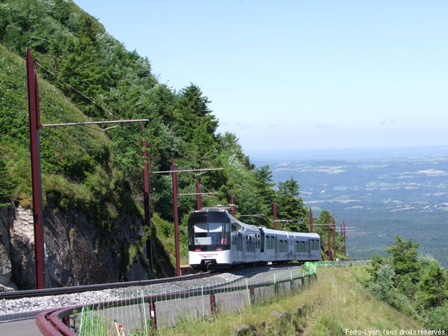 Train descendant sur la partie haute de la ligne
