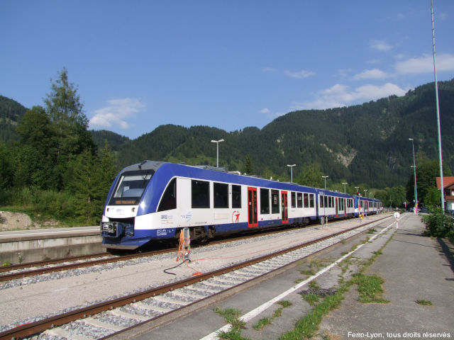 En gare de Bayrischzell, la rame VT648-481 prête au départ en direction de Munich