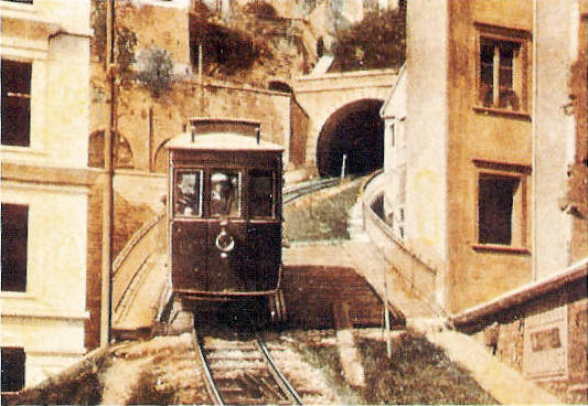 Funiculaire sur le pont de la rue Tramassac (Doc. SEMALY)