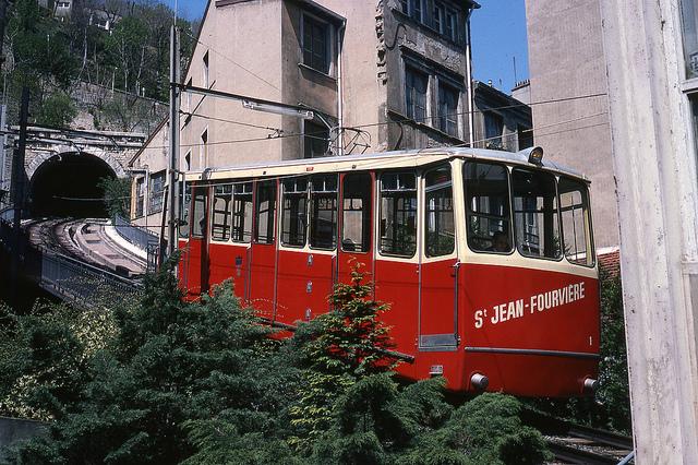 Rame à la station Saint-Jean en 1978 (CC-by-sa, jhm0284)