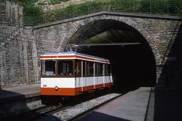 Cabine de la ficelle en station des Minimes en 1983 (CC-by-sa, jhm0284)