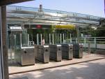 Portillons de la station