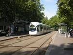 Rame 832 entrant en station en direction d’IUT – Feyssine