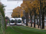 Croisement des rames 807 et 866
