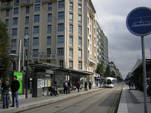 Rame 822 en direction de Perrache entrant en station
